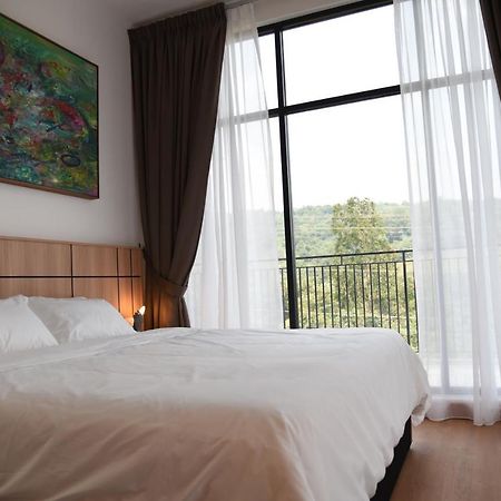 Jenderam Hill Villa Sepang Bagian luar foto