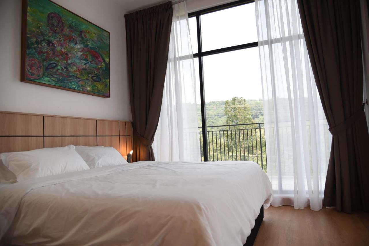 Jenderam Hill Villa Sepang Bagian luar foto