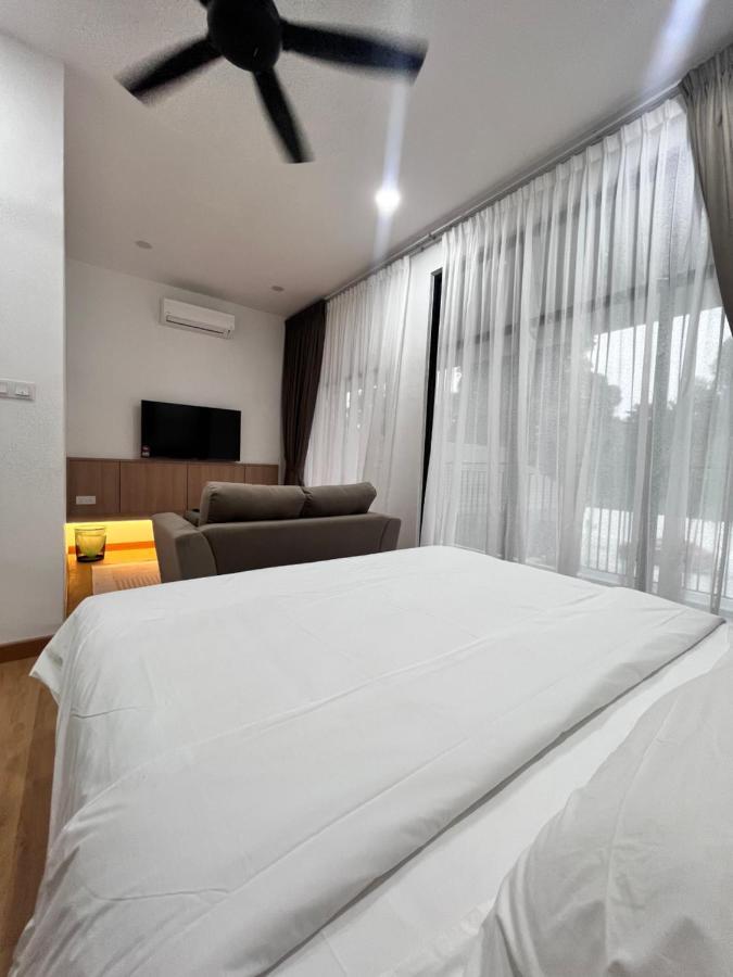 Jenderam Hill Villa Sepang Bagian luar foto